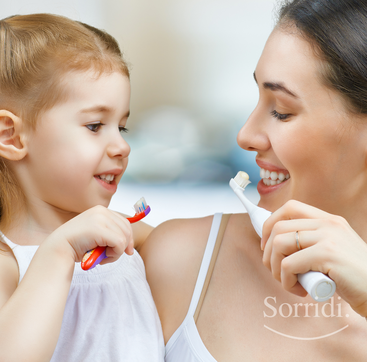 sorridi-consigli-mamma-papa-denti-bambini