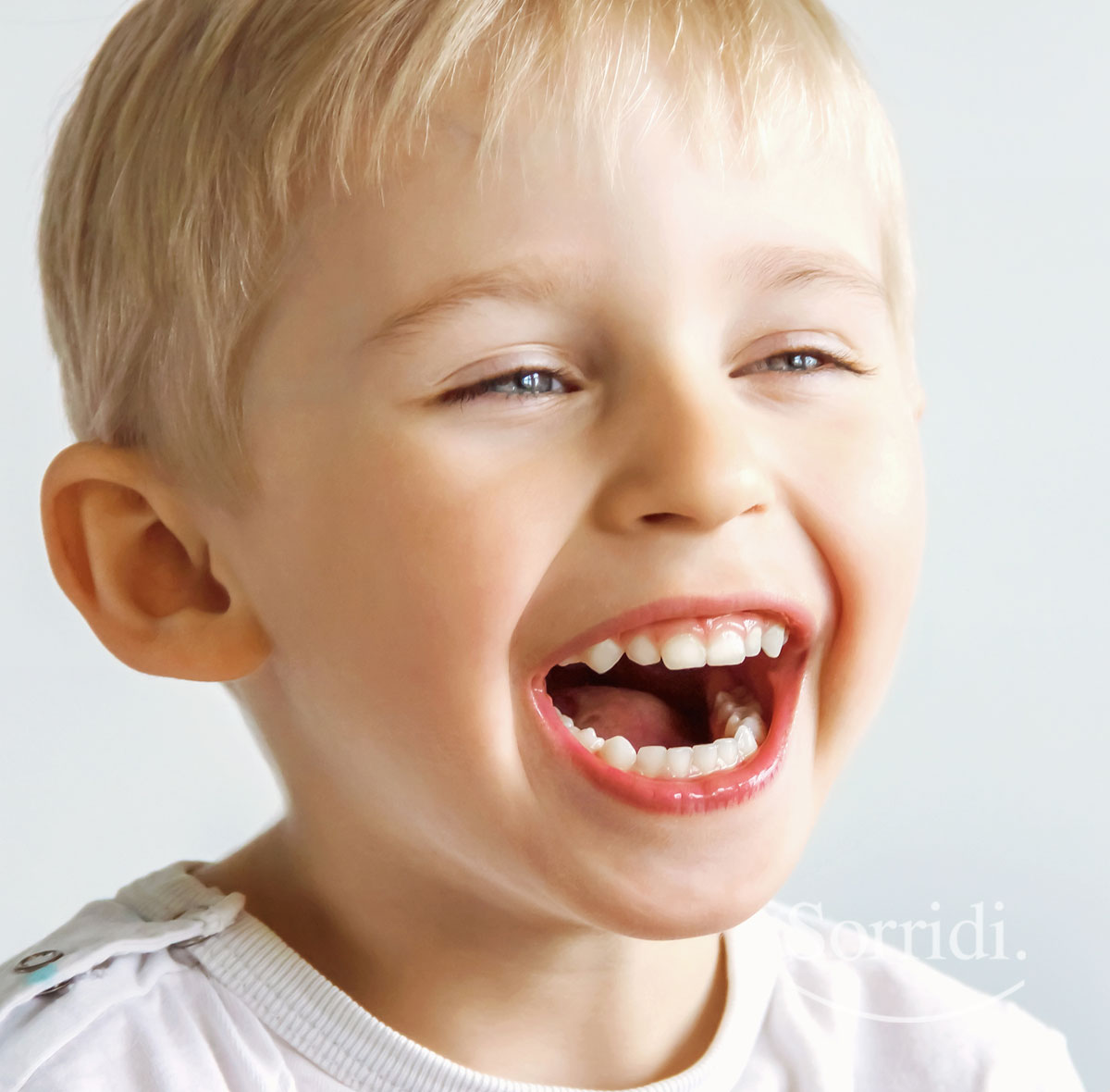 Sorridi-magazine-ch-dente-incluso-nei-bambini